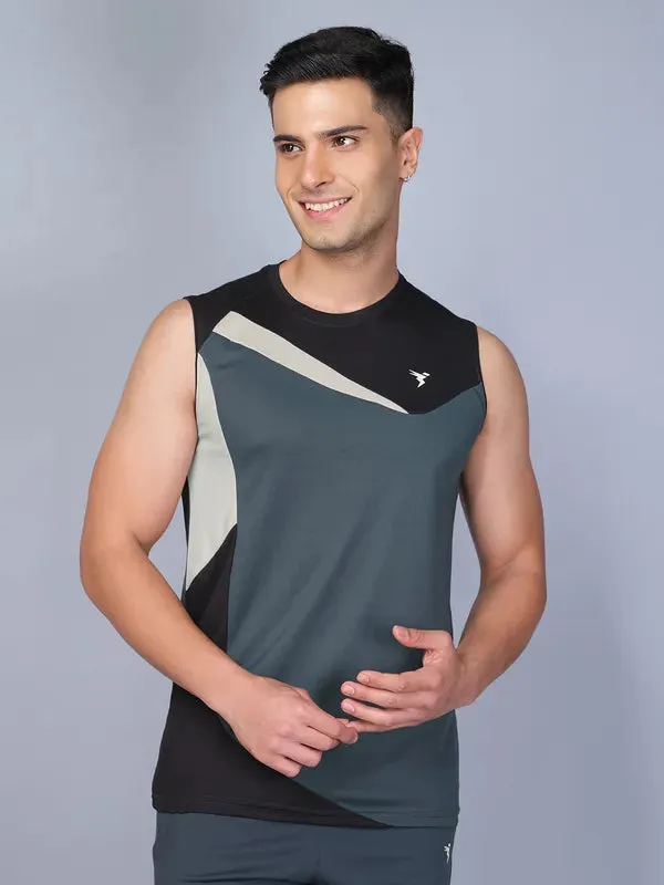 Men Colorblock Slim Fit Crew Neck Innerwear Vest with TECHNO COOL