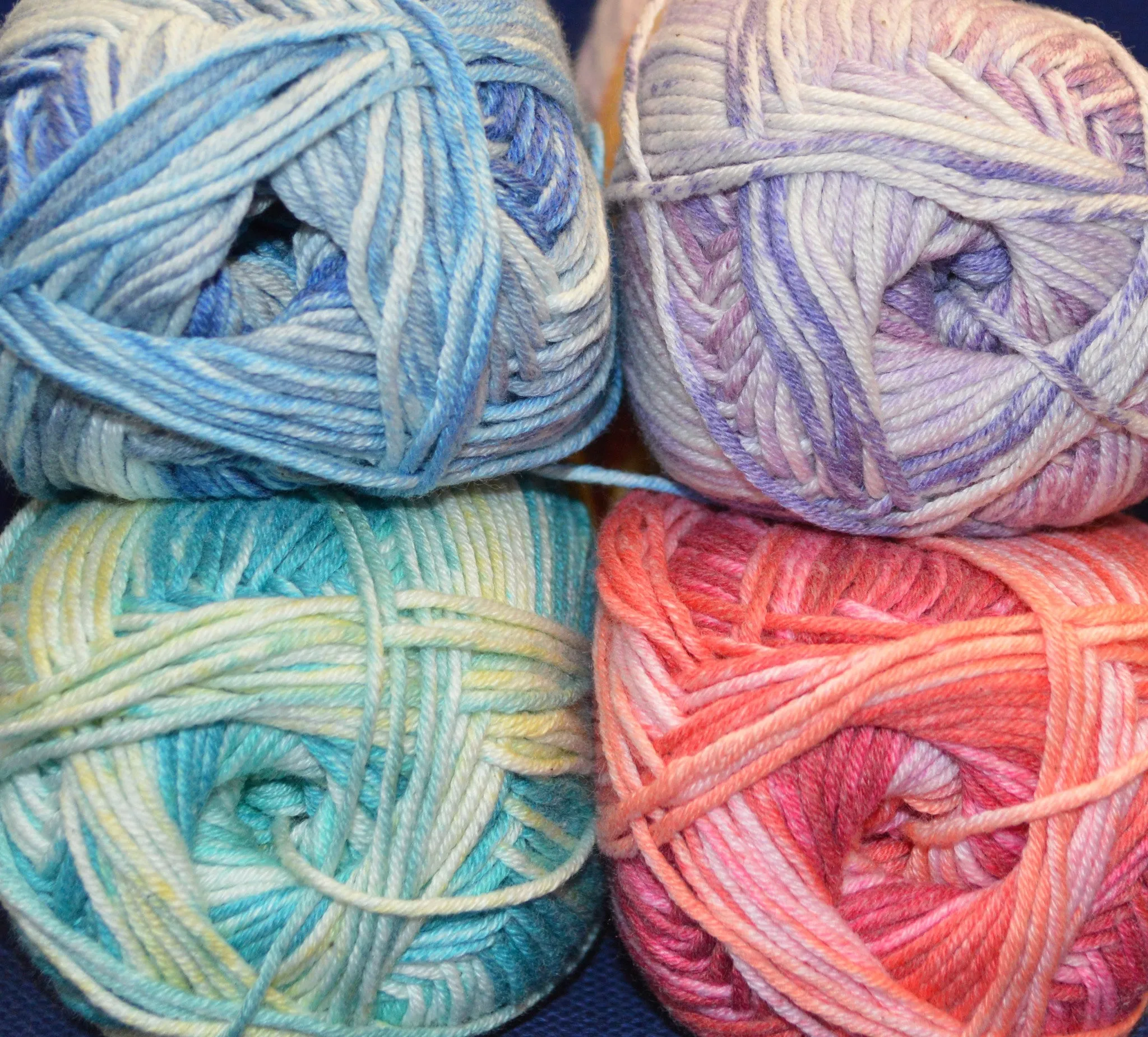 Stylecraft Sundae DK Pattern 9364 - Ladies Twinset - NOW €1.00