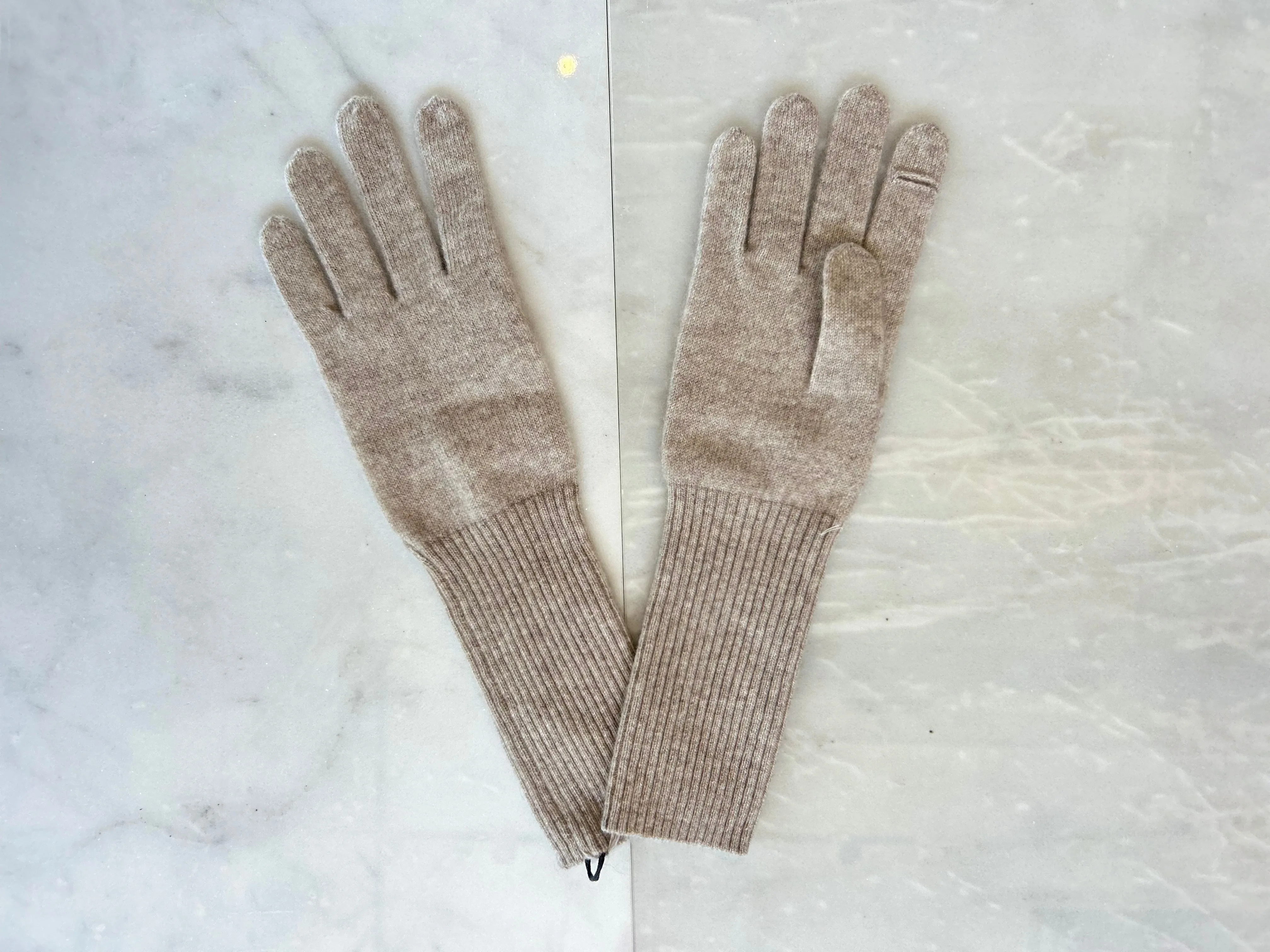White   Warren - Cashmere Long Texting Glove in Sandwisp Heather